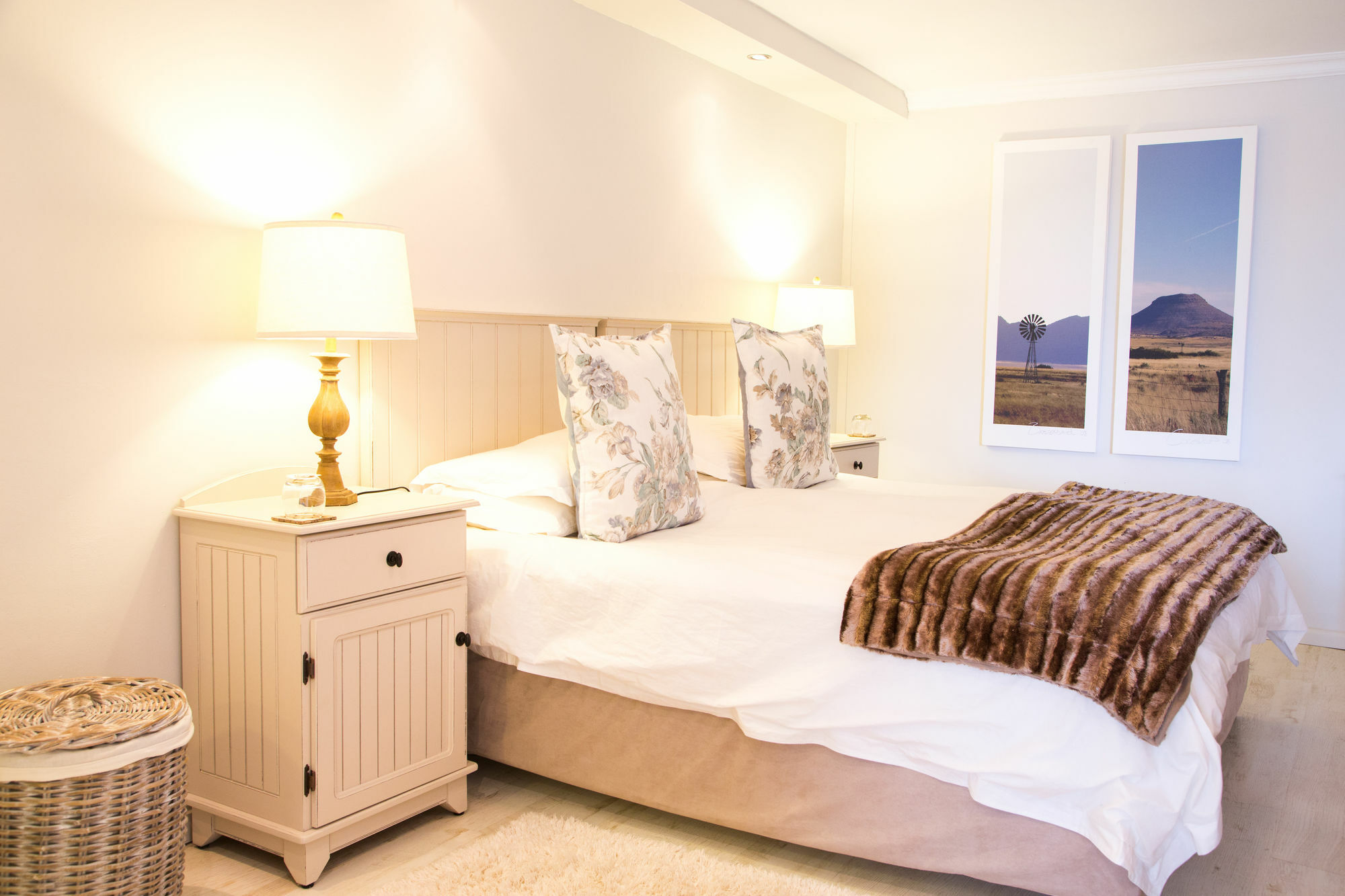 Four Palms Accommodation Дурбанвиль Экстерьер фото